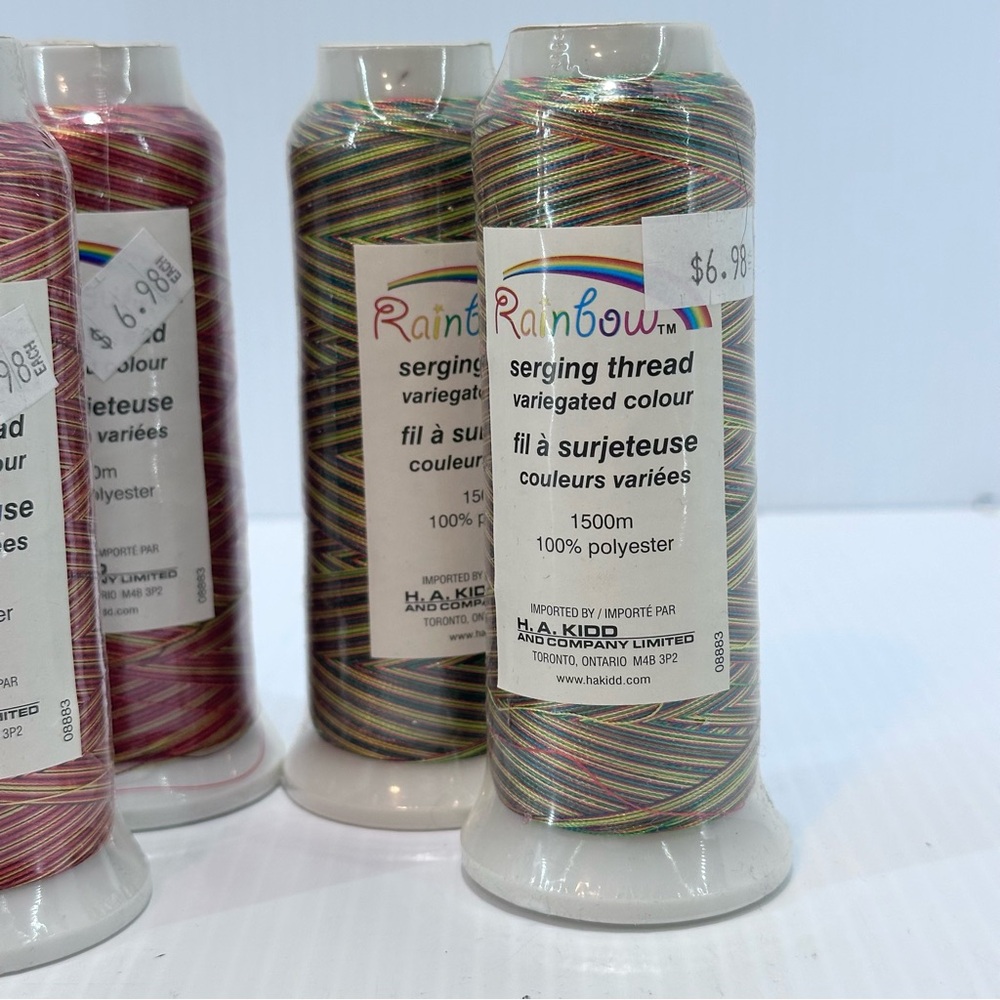 Lot Of 8 Mixed Serger Thread Various Colors Fabricland Green Rainbow Variegated - Picture 4 of 6